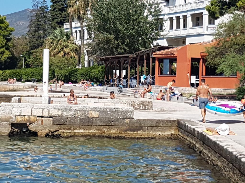 Apartment Roma Kaštela エクステリア 写真